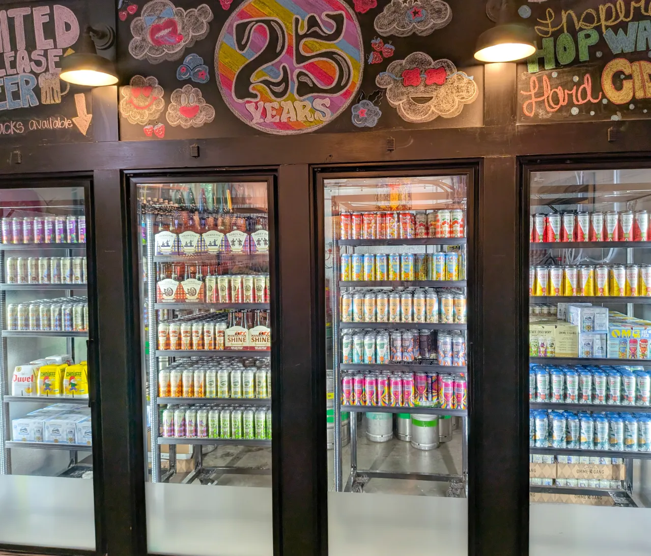 To-go beer case in mercantile